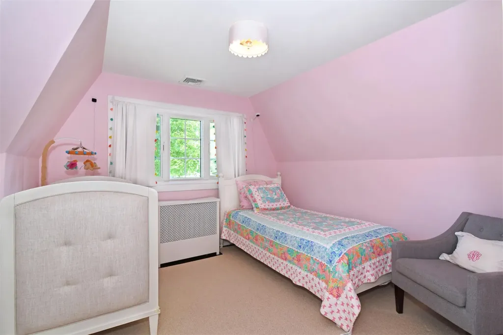 160 Pondfield Road Bronxville NY 10708