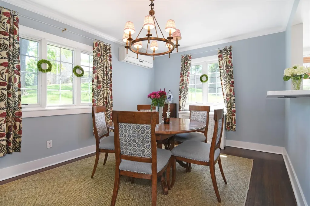 160 Pondfield Road Bronxville NY 10708