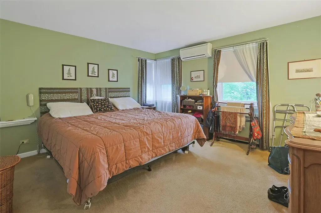7 Southminster Drive White Plains NY 10604