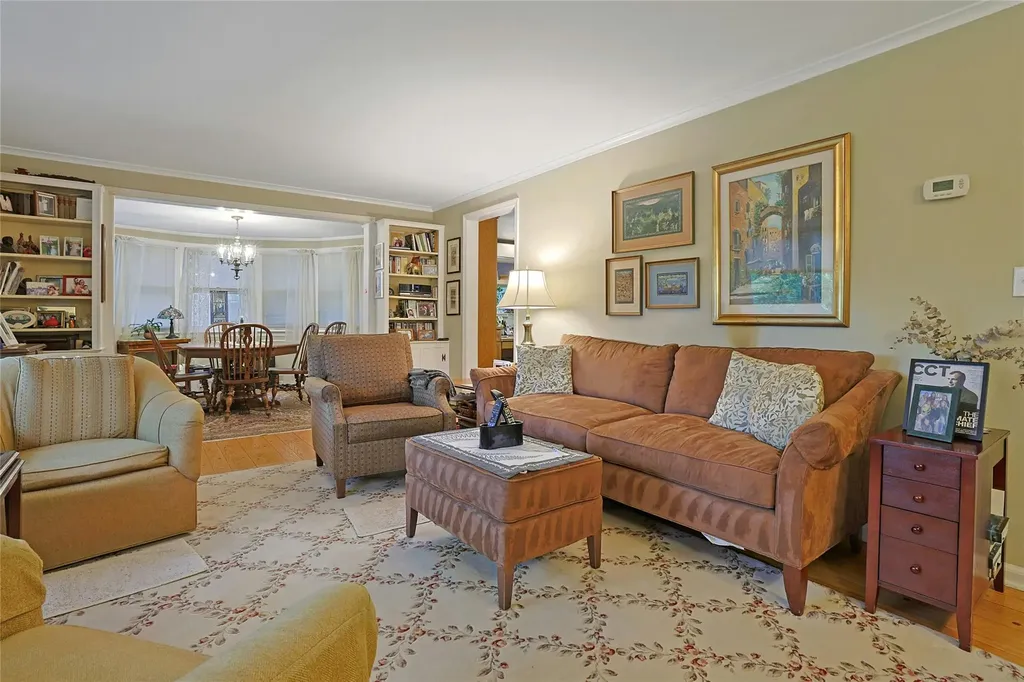 7 Southminster Drive White Plains NY 10604