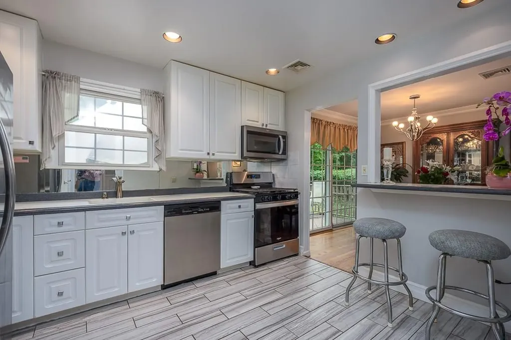28 Champ Avenue Pearl River NY 10965