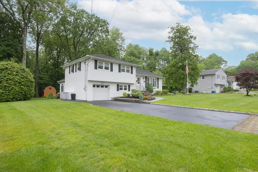 28 Champ Avenue Pearl River NY 10965
