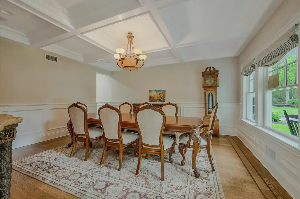 4 Wilton Road Cold Spring Harbor NY 11724