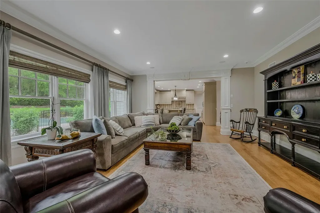 4 Wilton Road Cold Spring Harbor NY 11724