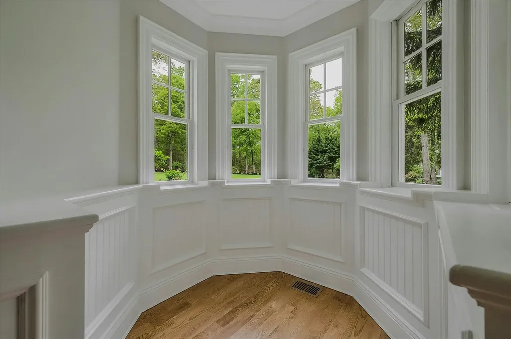 4 Wilton Road Cold Spring Harbor NY 11724
