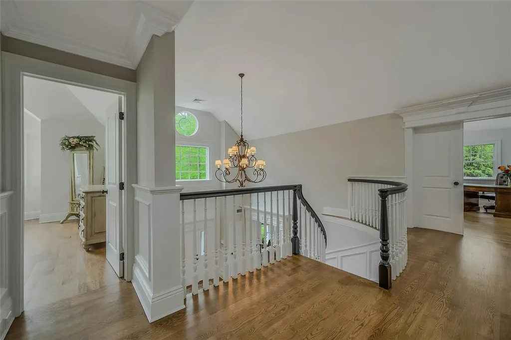 4 Wilton Road Cold Spring Harbor NY 11724