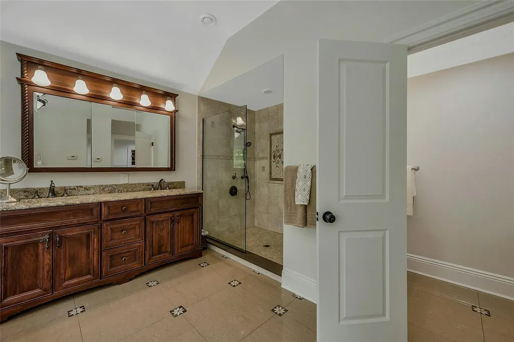 4 Wilton Road Cold Spring Harbor NY 11724