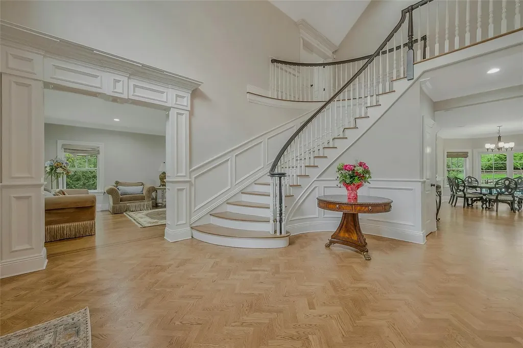 4 Wilton Road Cold Spring Harbor NY 11724