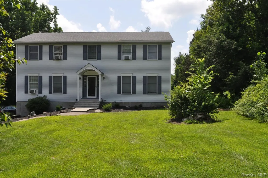 53 Leo Lane Poughquag NY 12570