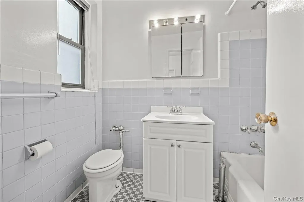 3601 Johnson Avenue Bronx NY 10463