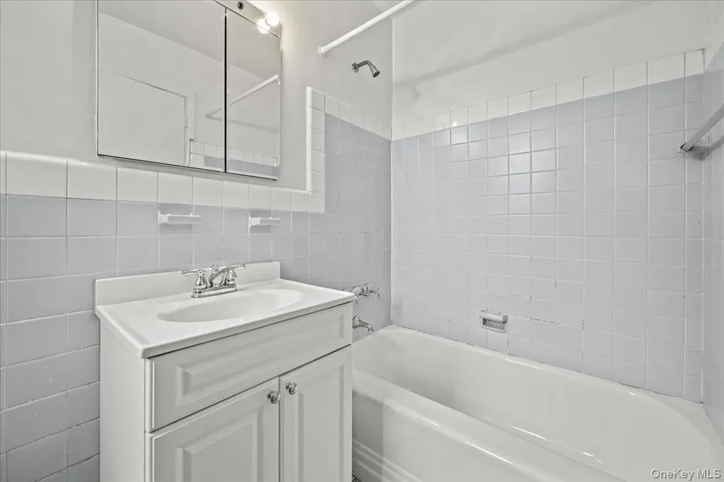 3601 Johnson Avenue Bronx NY 10463