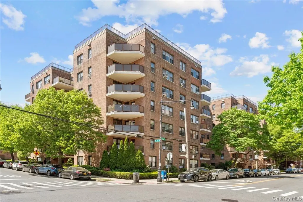 3601 Johnson Avenue Bronx NY 10463