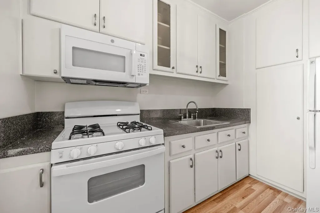 3601 Johnson Avenue Bronx NY 10463