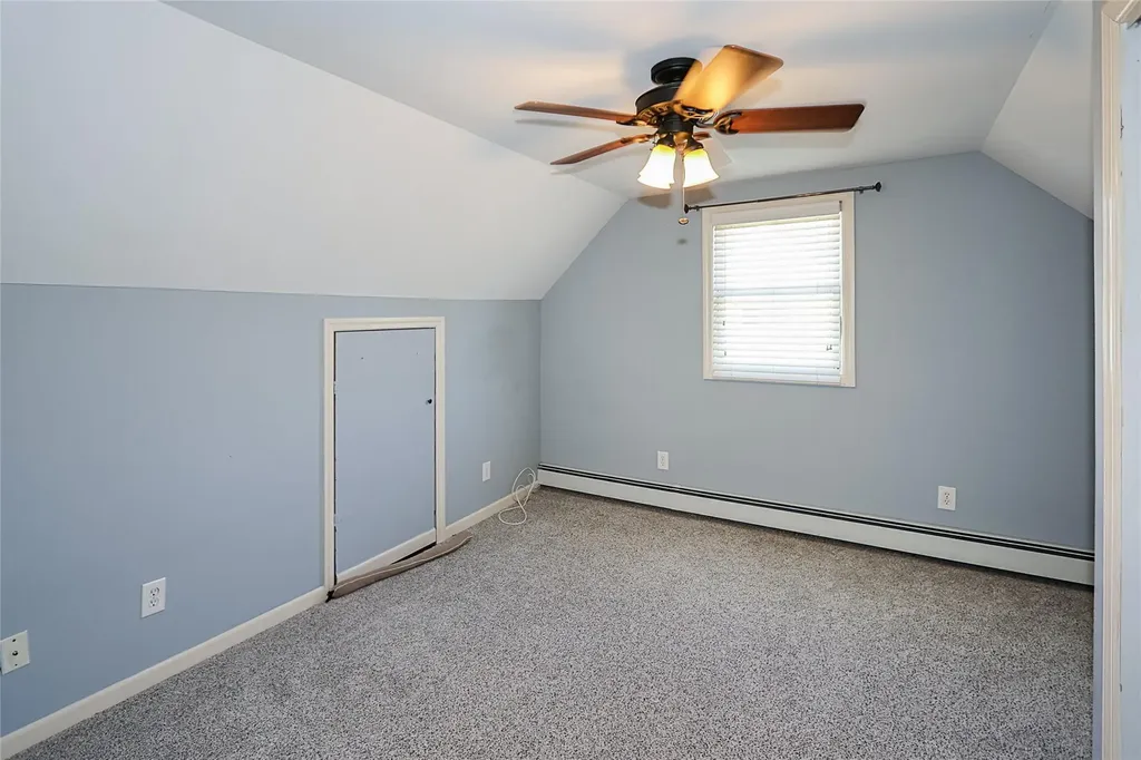 24 Mead Lane Westbury NY 11590