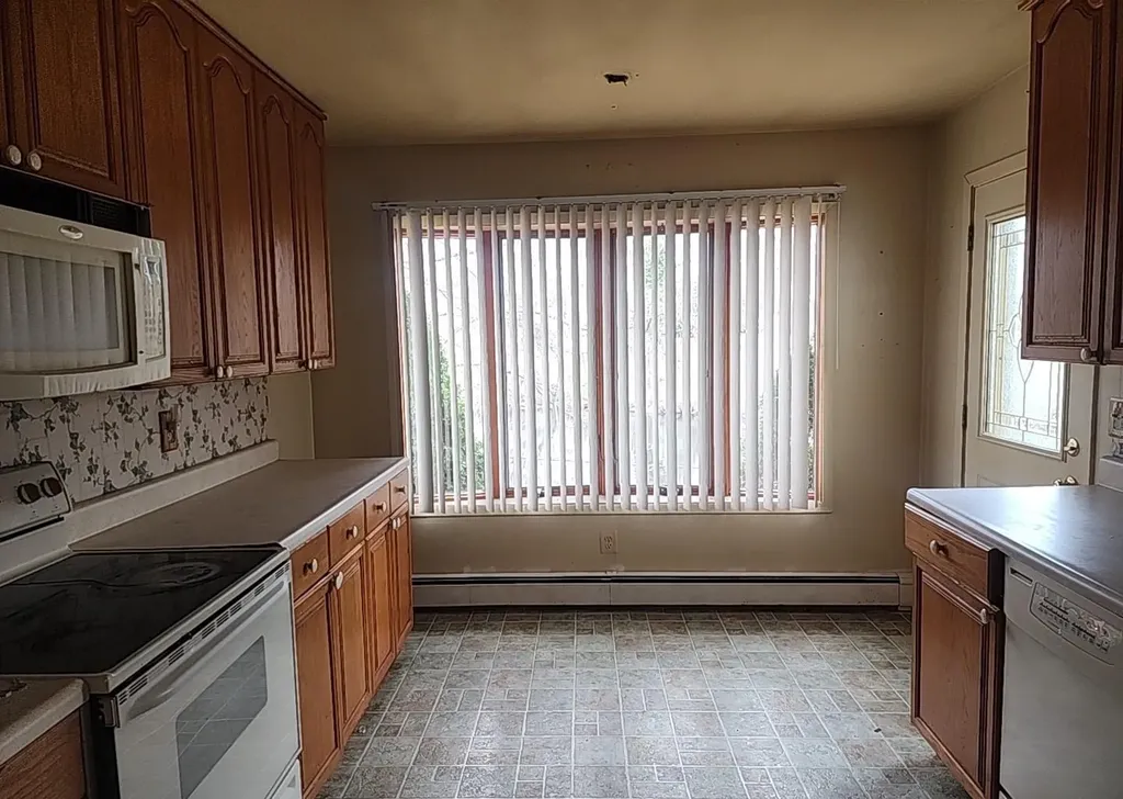 7 Gillette Avenue Patchogue NY 11772