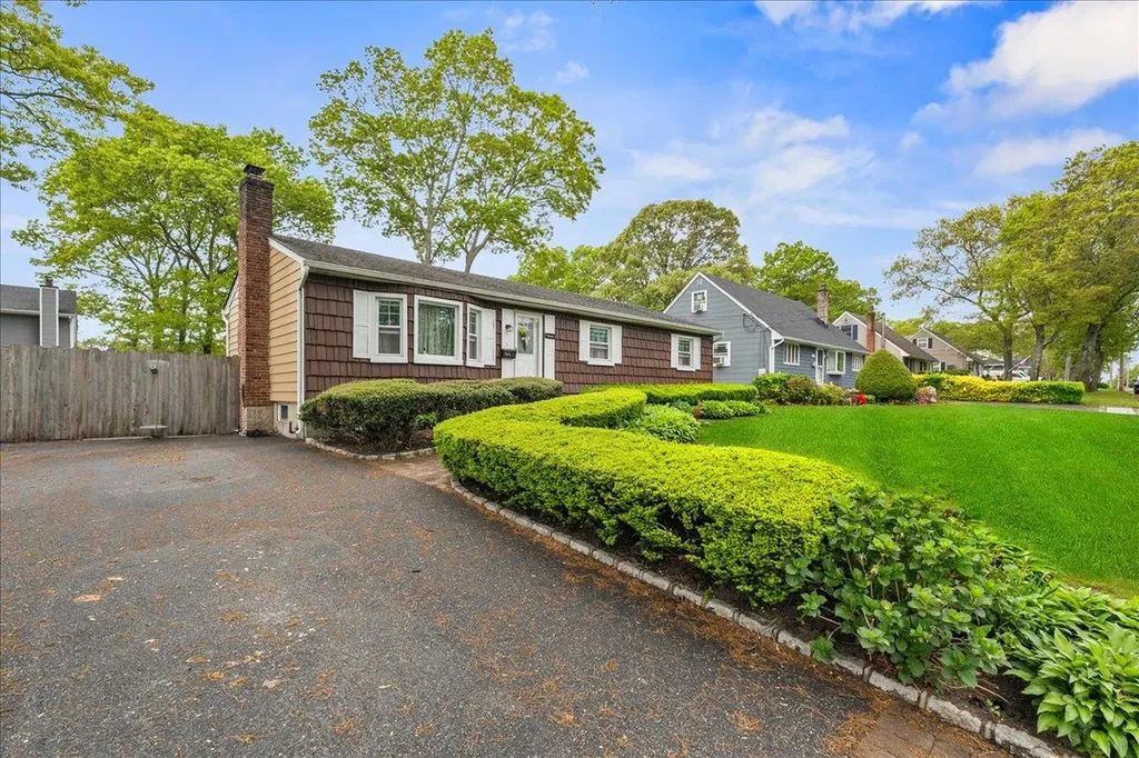 164 N Prospect Avenue Patchogue NY 11772