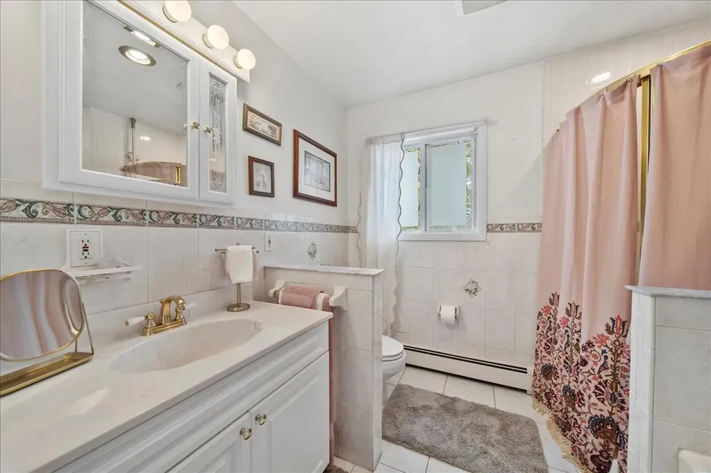 164 N Prospect Avenue Patchogue NY 11772