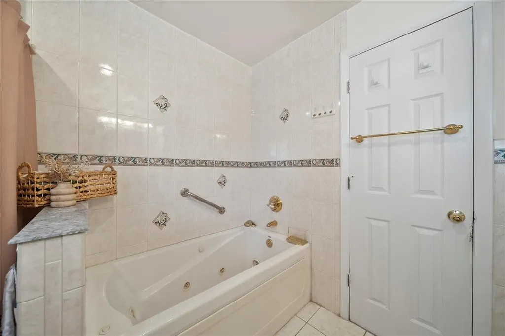 164 N Prospect Avenue Patchogue NY 11772