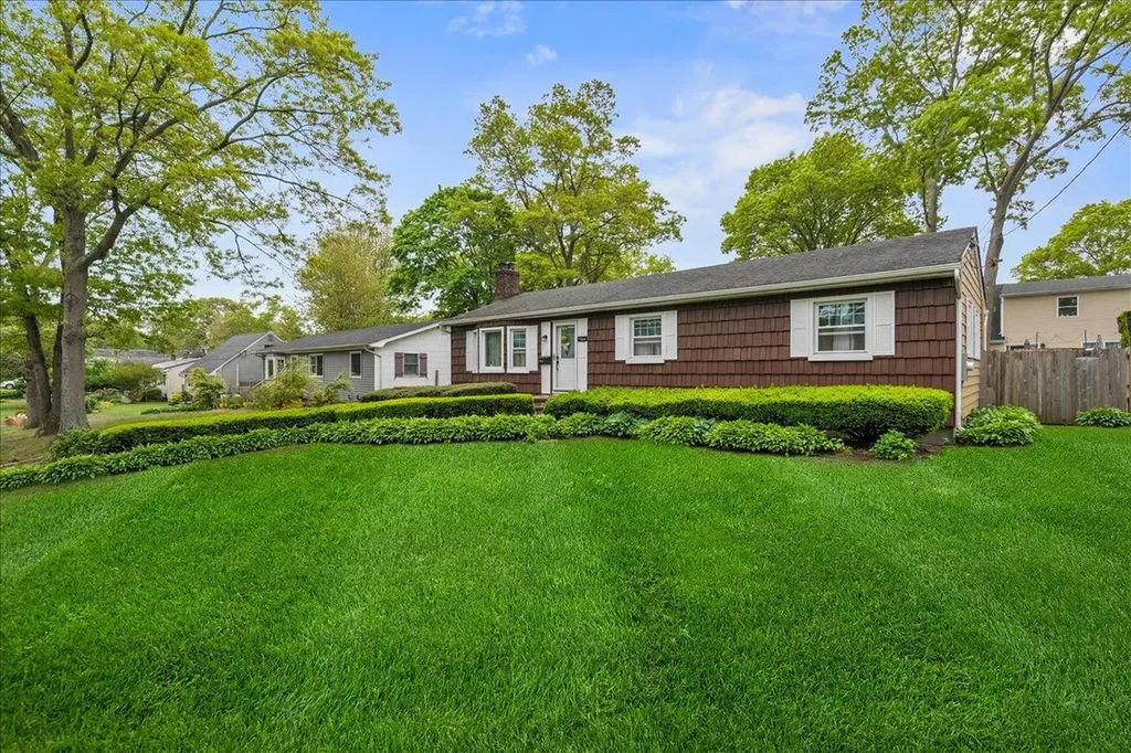 164 N Prospect Avenue Patchogue NY 11772