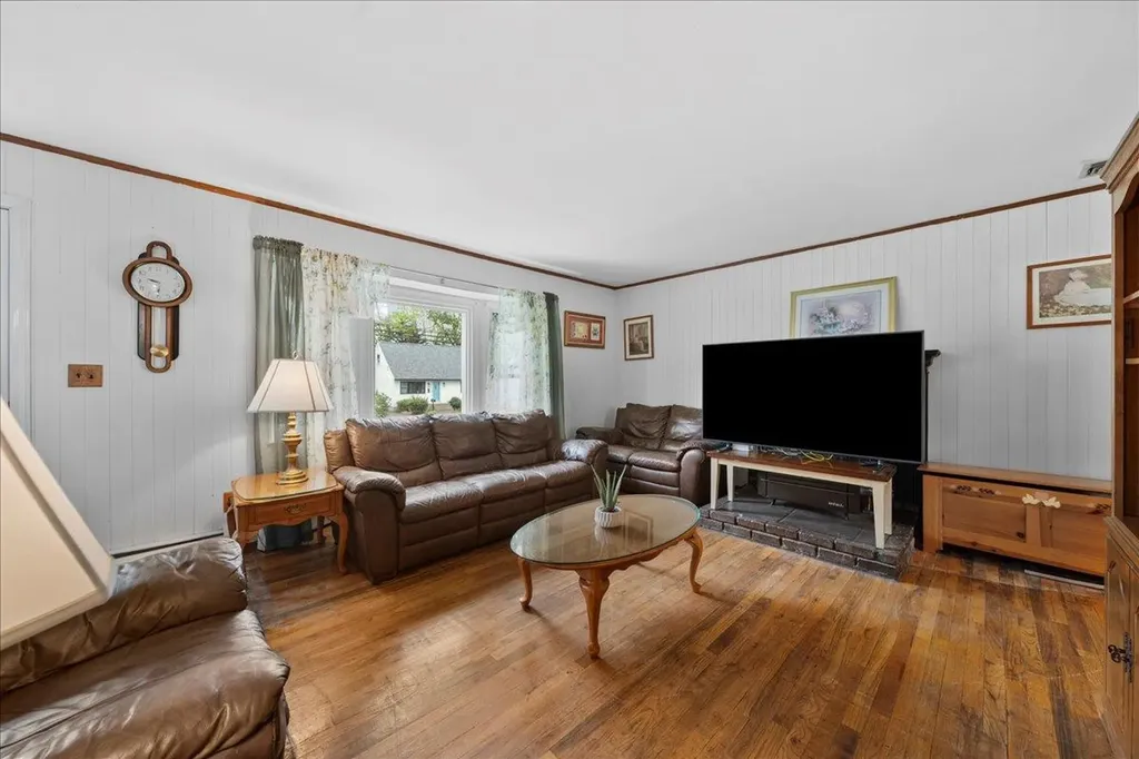 164 N Prospect Avenue Patchogue NY 11772