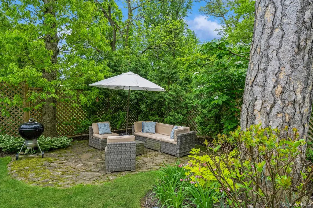 125 Hawkes Avenue Ossining NY 10562