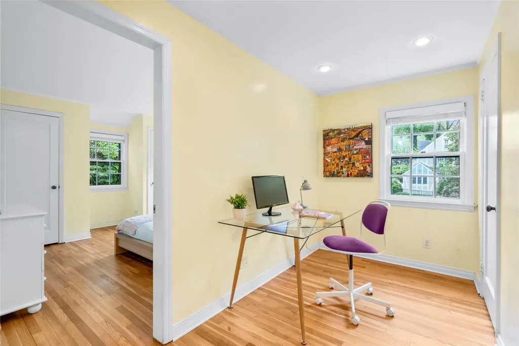11 Devon Road Larchmont NY 10538