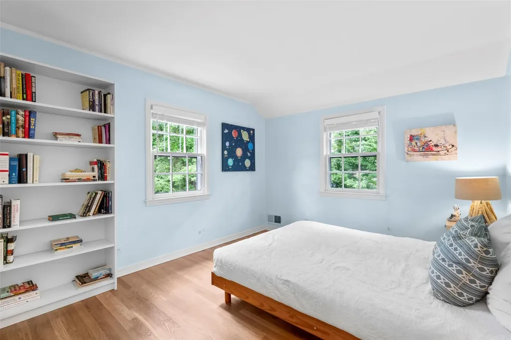 11 Devon Road Larchmont NY 10538