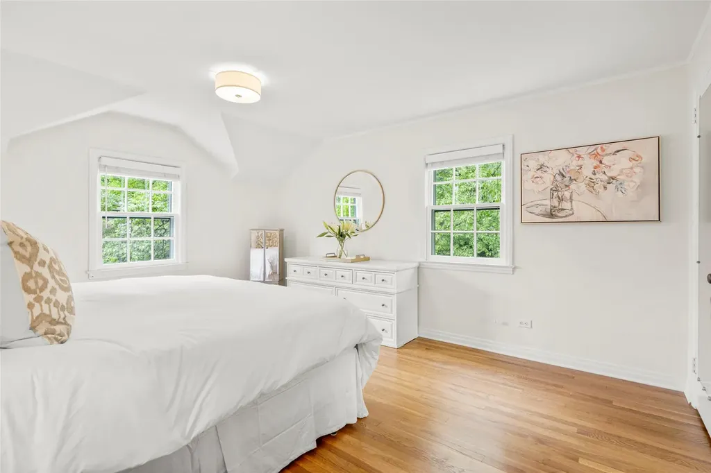 11 Devon Road Larchmont NY 10538