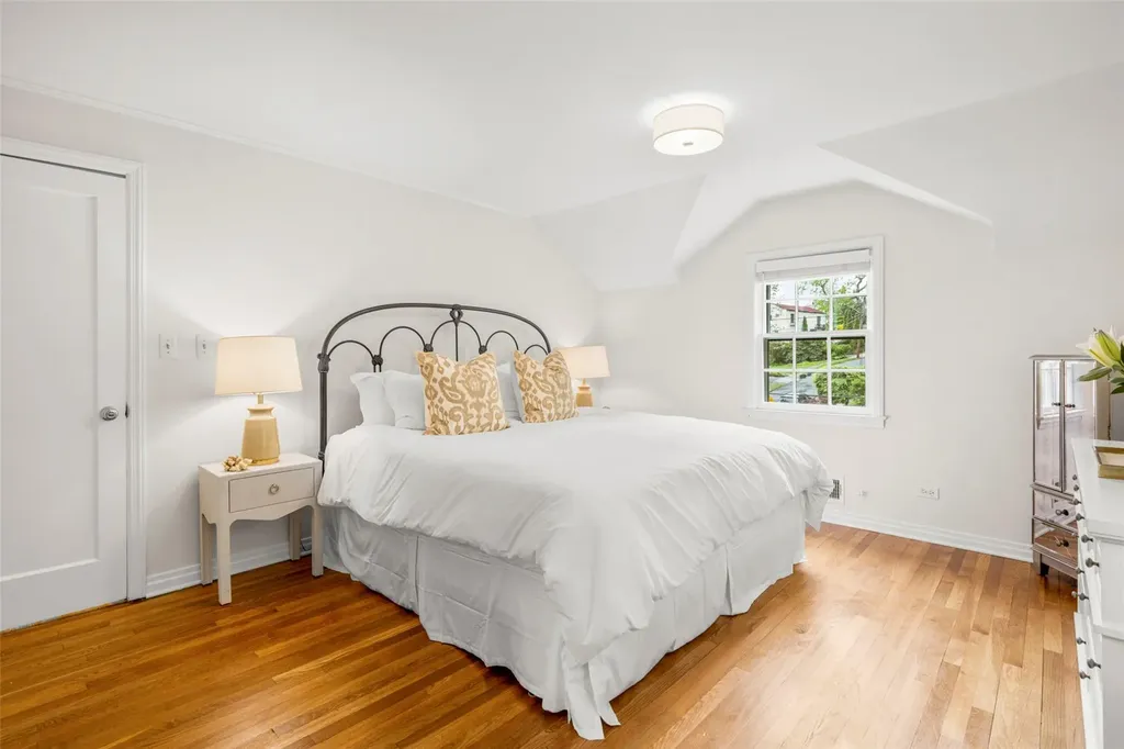 11 Devon Road Larchmont NY 10538
