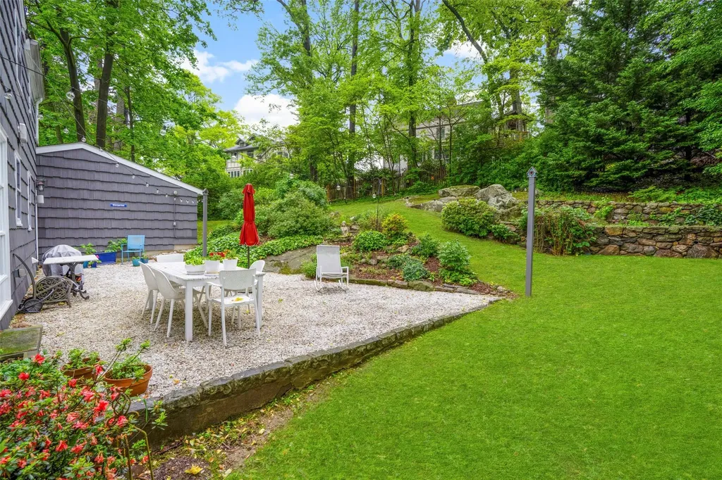 11 Devon Road Larchmont NY 10538