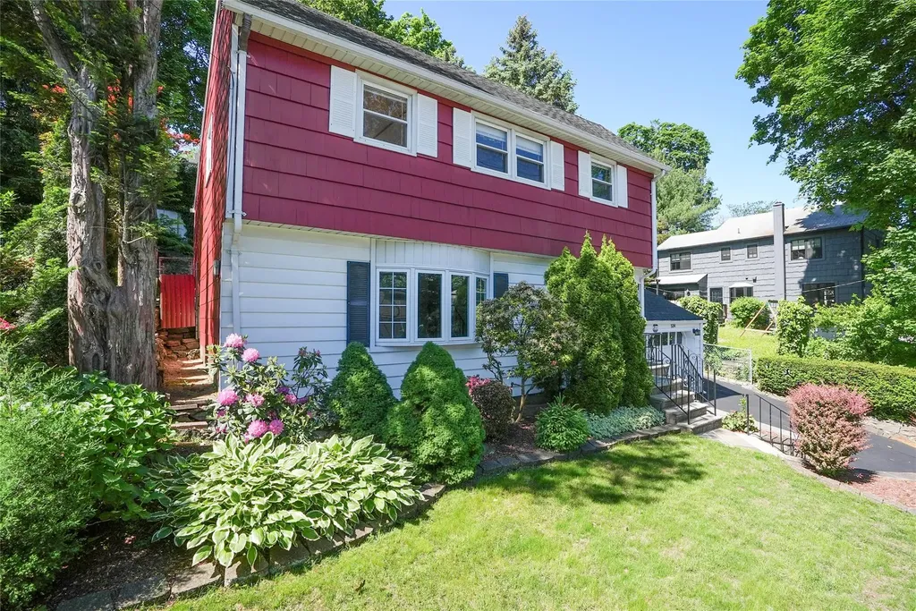 534 Ashford Avenue Ardsley NY 10502