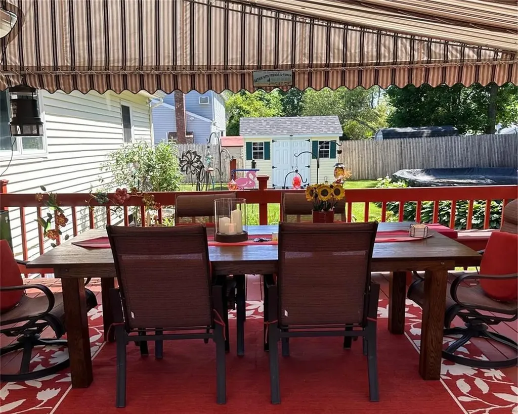 24 Thomas Street Coram NY 11727