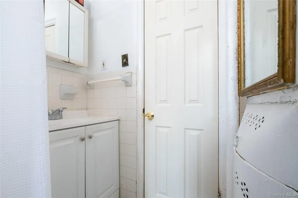 760 Brady Avenue Bronx NY 10462