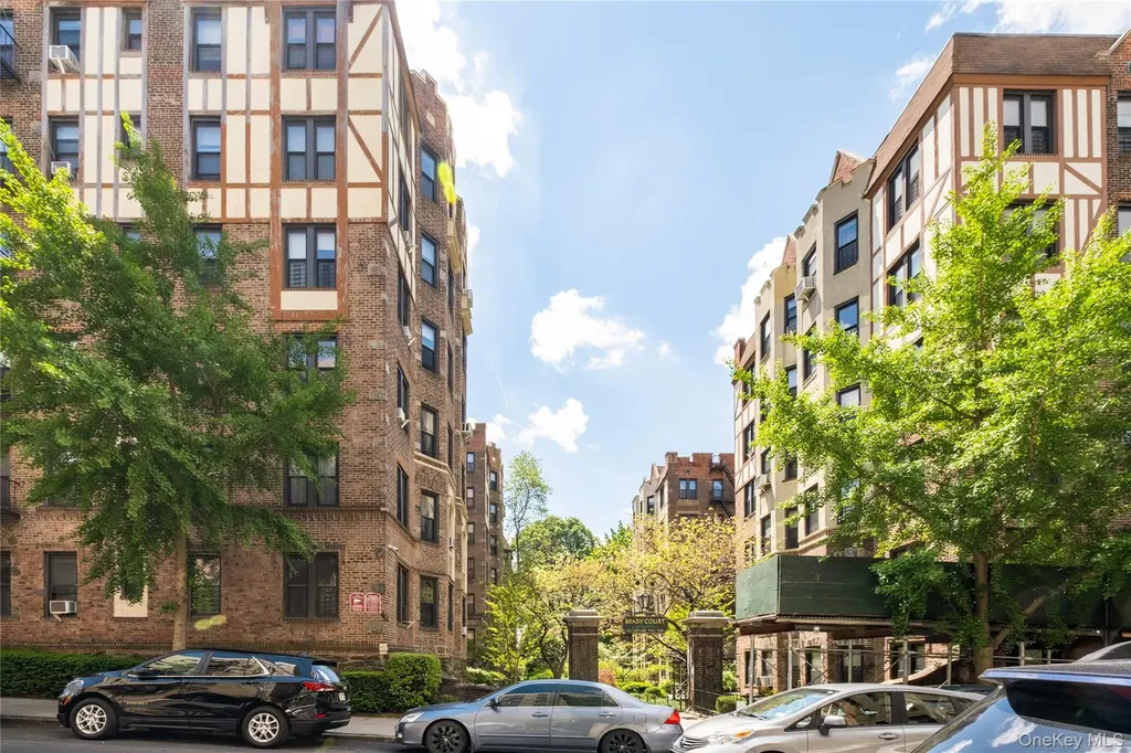 760 Brady Avenue Bronx NY 10462