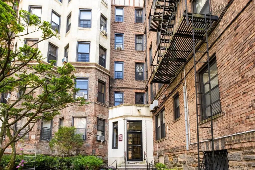 760 Brady Avenue Bronx NY 10462