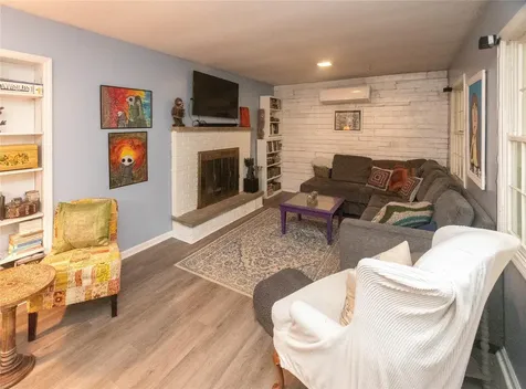 14 Woodland Drive New Paltz NY 12561