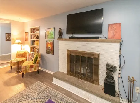 14 Woodland Drive New Paltz NY 12561