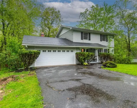14 Woodland Drive New Paltz NY 12561