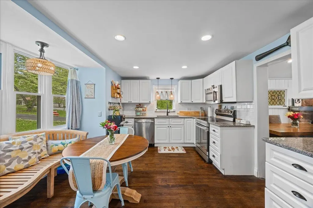 309 Maple Avenue New Windsor NY 12553