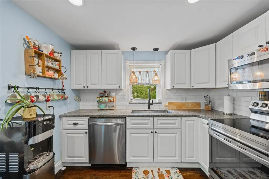 309 Maple Avenue New Windsor NY 12553