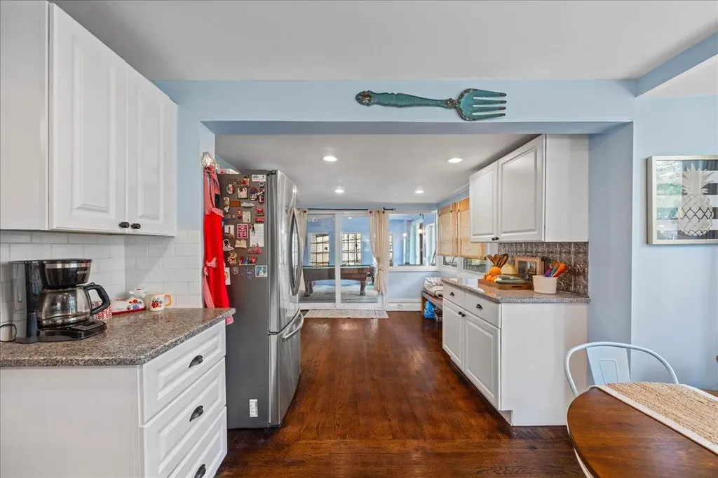 309 Maple Avenue New Windsor NY 12553