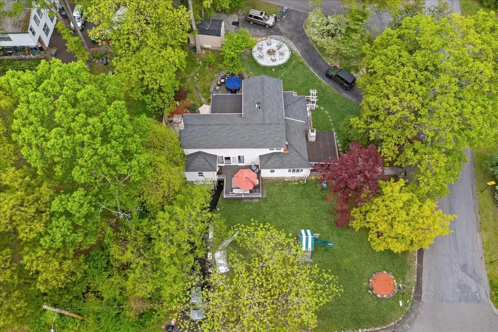 309 Maple Avenue New Windsor NY 12553