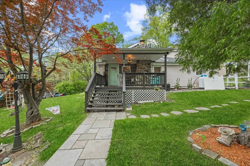 309 Maple Avenue New Windsor NY 12553
