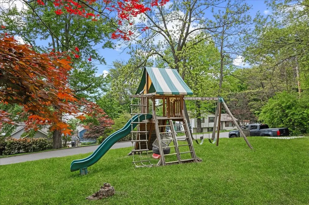 309 Maple Avenue New Windsor NY 12553