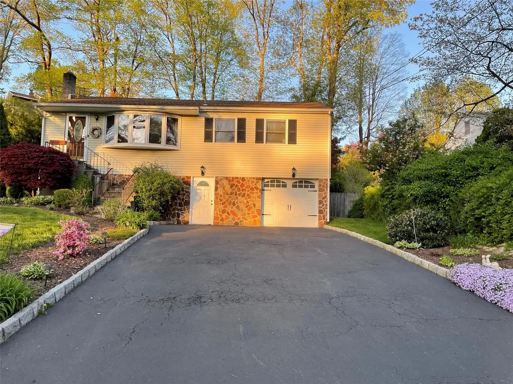 130 Putnam Road Garrison NY 10524