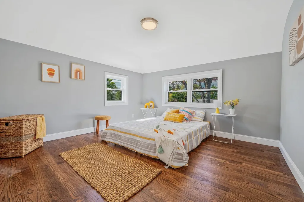 2546 Natta Boulevard Bellmore NY 11710