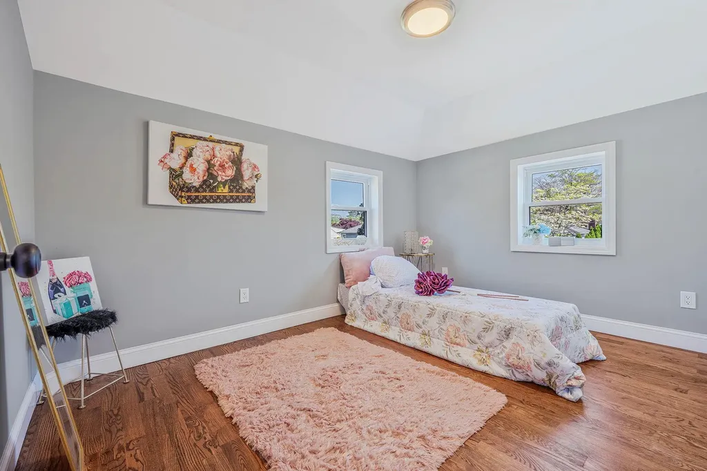 2546 Natta Boulevard Bellmore NY 11710