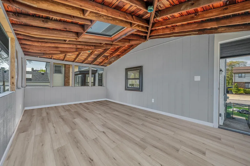 2546 Natta Boulevard Bellmore NY 11710