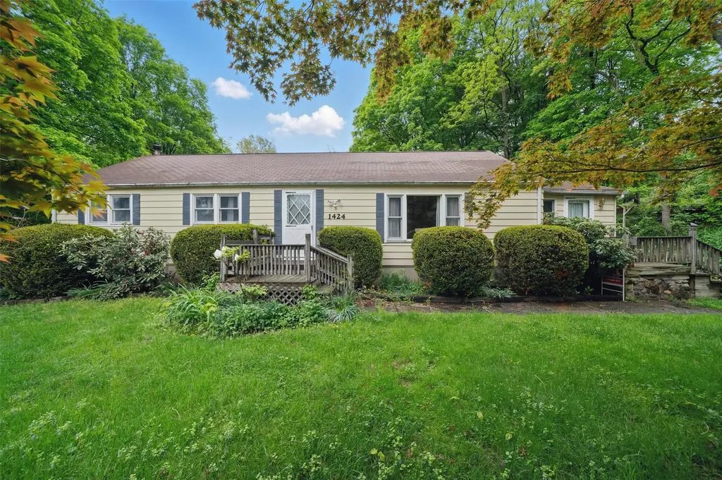 1424 State Route 32 Wallkill NY 12589