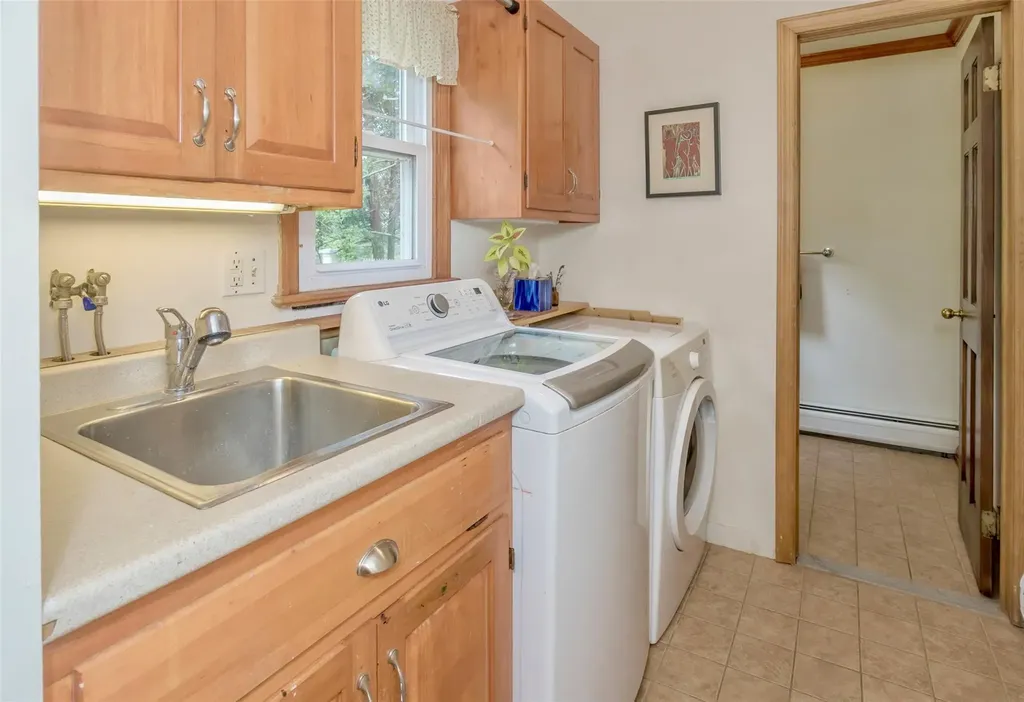 24 Overhill Lane Warwick NY 10990